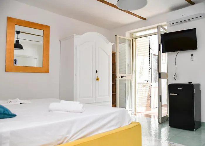 Fantasy House Apartaments Forio di Ischia