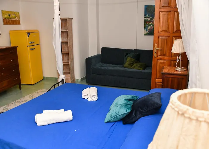 Guest house Fantasy House Apartaments 3*