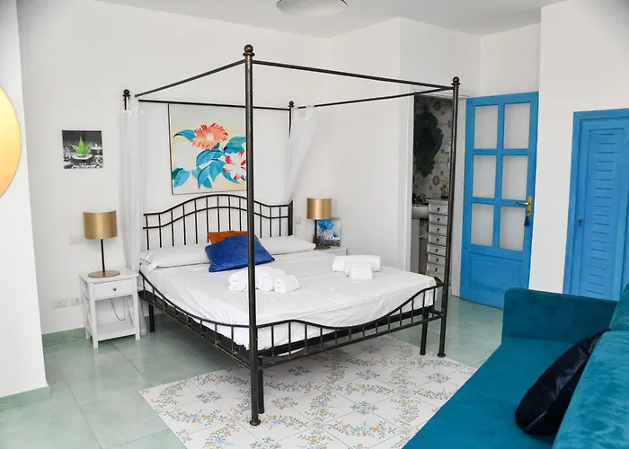 Fantasy House Apartaments Guest house 3*