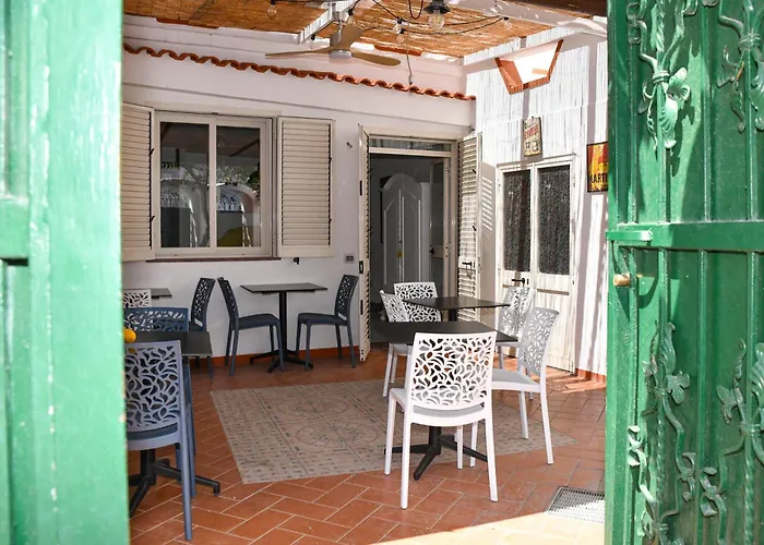 Guest house Fantasy House Apartaments 3*